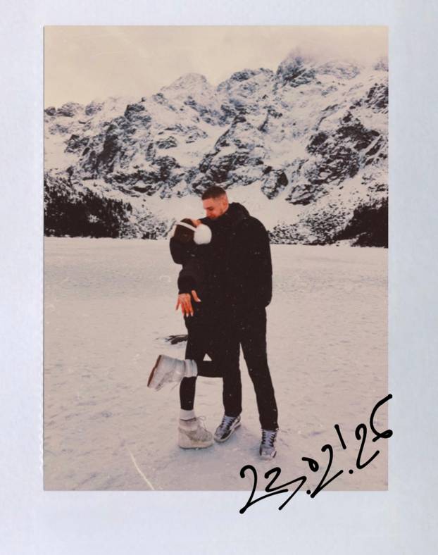 FOTO Najpoznatija Hrvatica na TikToku zaručila se za srpskog košarkaša. Pogledajte reakciju