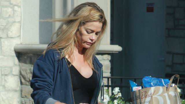 Exclusive - Denise Richards out and about, Los Angeles, California, USA - 24 Jan 2021