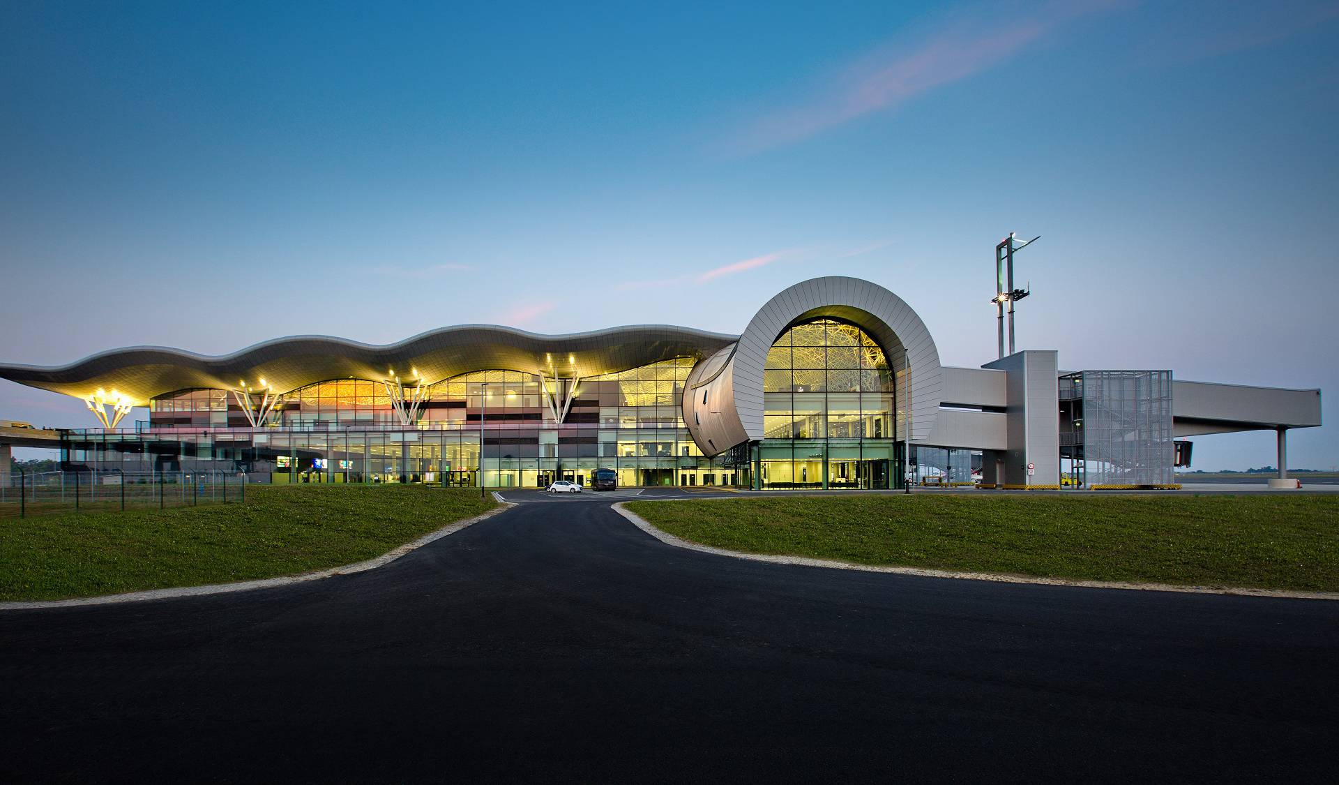Zagrebački aerodrom slavi 2 godine od otvaranja terminala