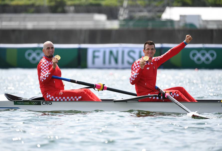 Rowing - Men's Pair - Medal Ceremony