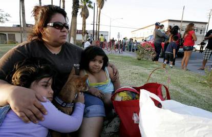 U jakom potresu u Meksiku i Kaliforniji dvoje poginulih