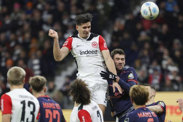 2024.12.21 xJAx Fussball 1. Bundesliga Eintracht Frankfurt - 1...