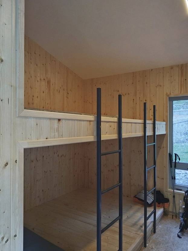 FOTO Na Velebitu otvoreno novo planinarsko sklonište Skorpovac
