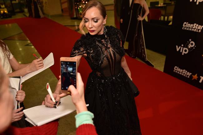 Hrvatski dizajneri odjenuli su dame za red carpet premijeru
