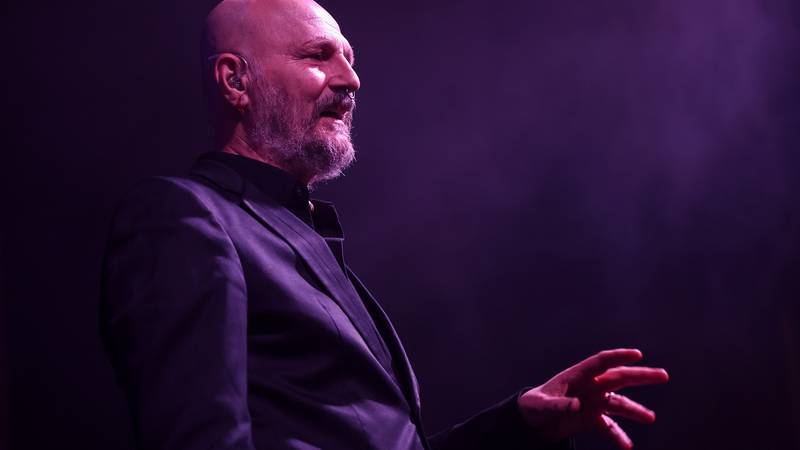 Urban pokazao kome je dao podršku na izborima u Srbiji