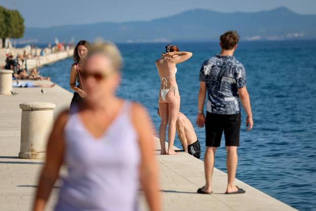 Zadar: Kupanje na rivi