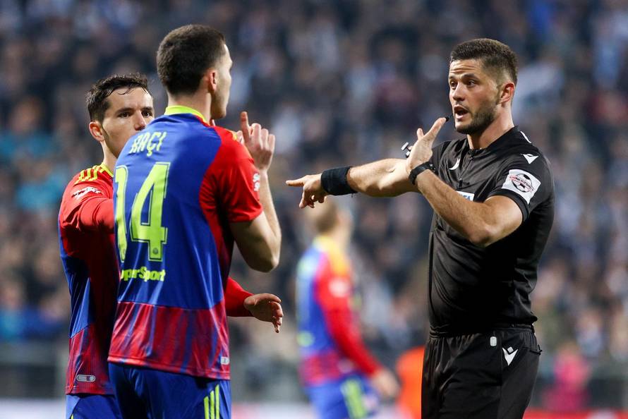 Rijeka je pobijedila Hajduk i izborila polufinale Kupa