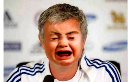 Opet nije on kriv: Mourinho je okrivio Van Gaala za poraze...