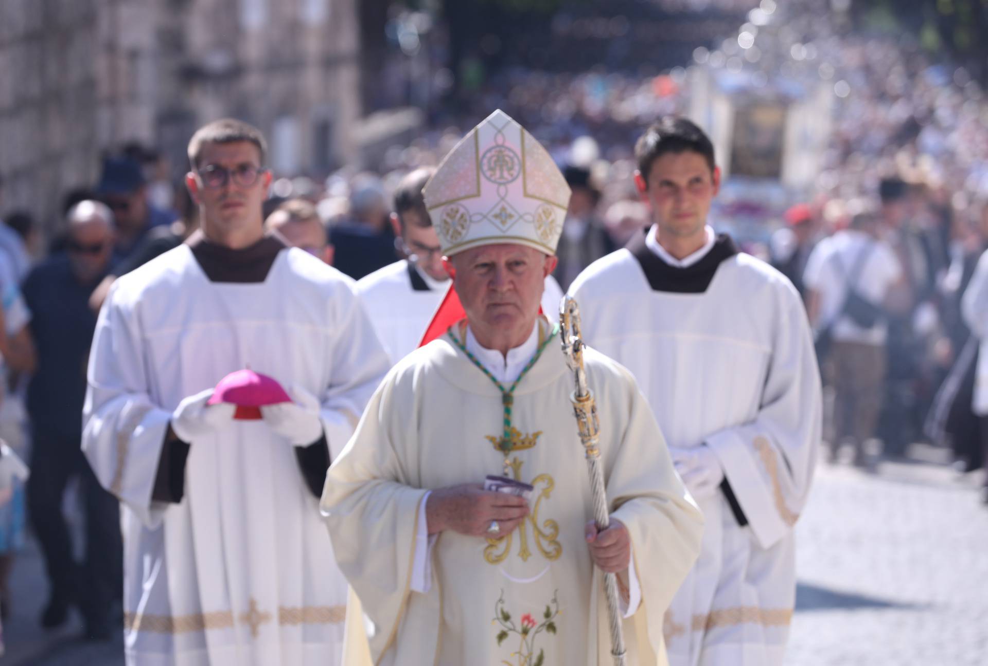 Sinj: Procesija i misa povodom blagdana Velike Gospe