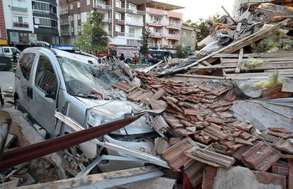 Više od 200 naknadnih potresa na sjeverozapadu Turske