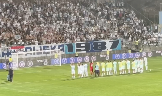 VIDEO Slavlje i pjesma orila se Rujevicom. Evo kako su igrači Rijeke feštali s navijačima