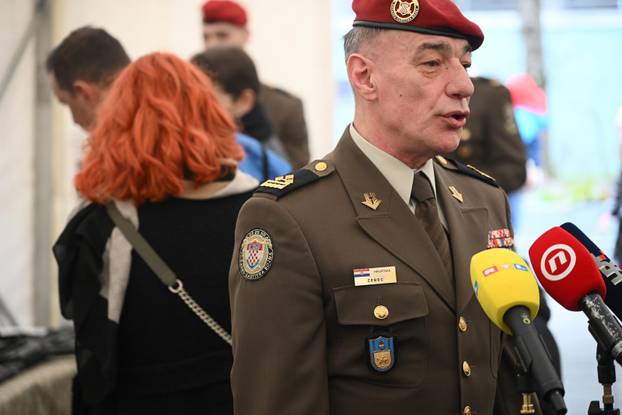 Zagreb: Dan otvorenih vrata Počasno-zaštitne bojne