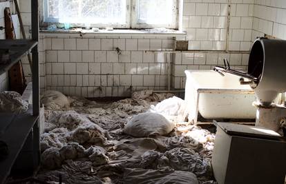 Obitelj odselila u Černobil: Za stotinjak dolara kupili su kuću