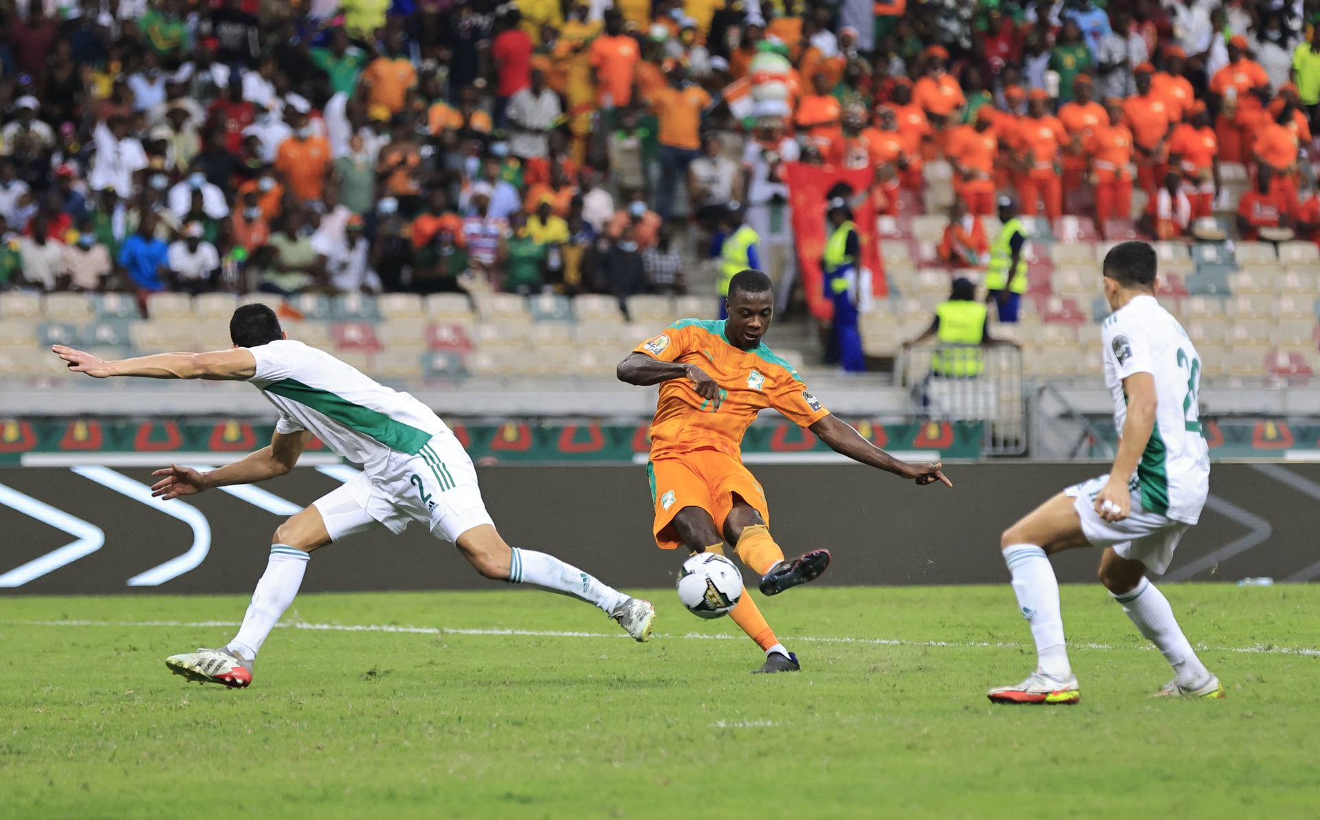 Africa Cup of Nations - Group E - Ivory Coast v Algeria