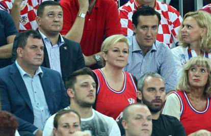 Kolinda dizala navijače u Areni na utakmici protiv Slovenaca...