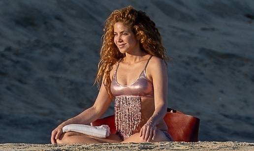 Ma, tko još gleda more kad je Shakira na plaži? Ovako izgleda jedan vrući ljetni dan pjevačice