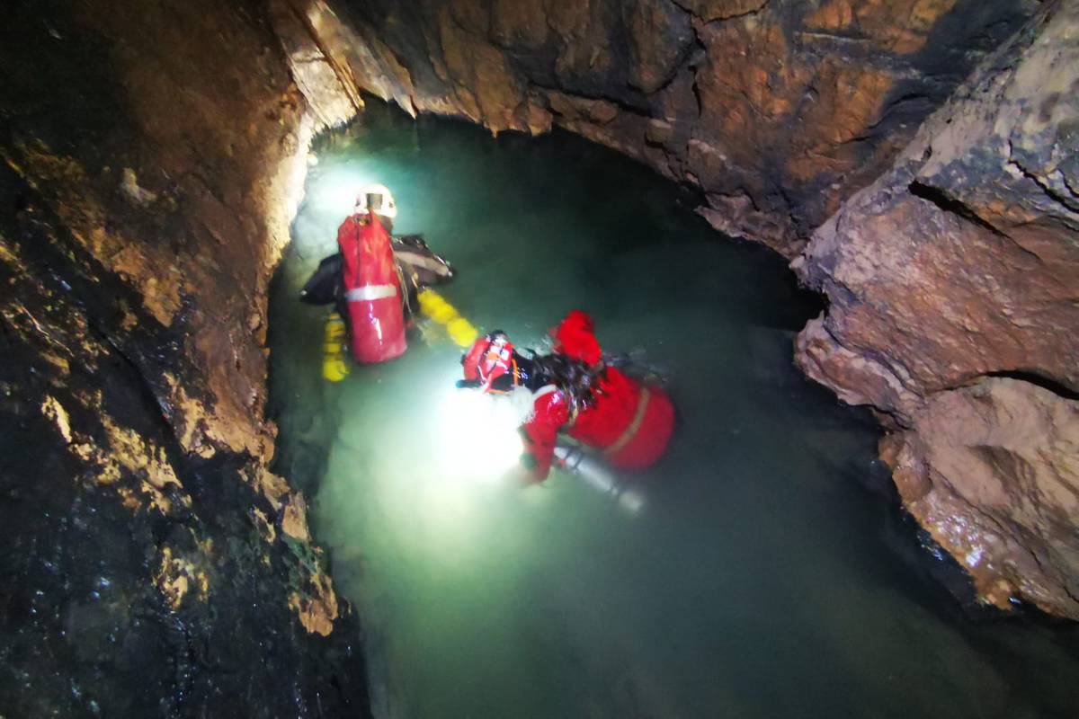 Međunarodna ekspedicija u jami Nedam zaronila do 1250 m i pronašla drugu jamu?