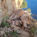 Strašne scene kod Dubrovnika: Odlomile se gromade kamenja i zatrpale put ka popularnoj plaži