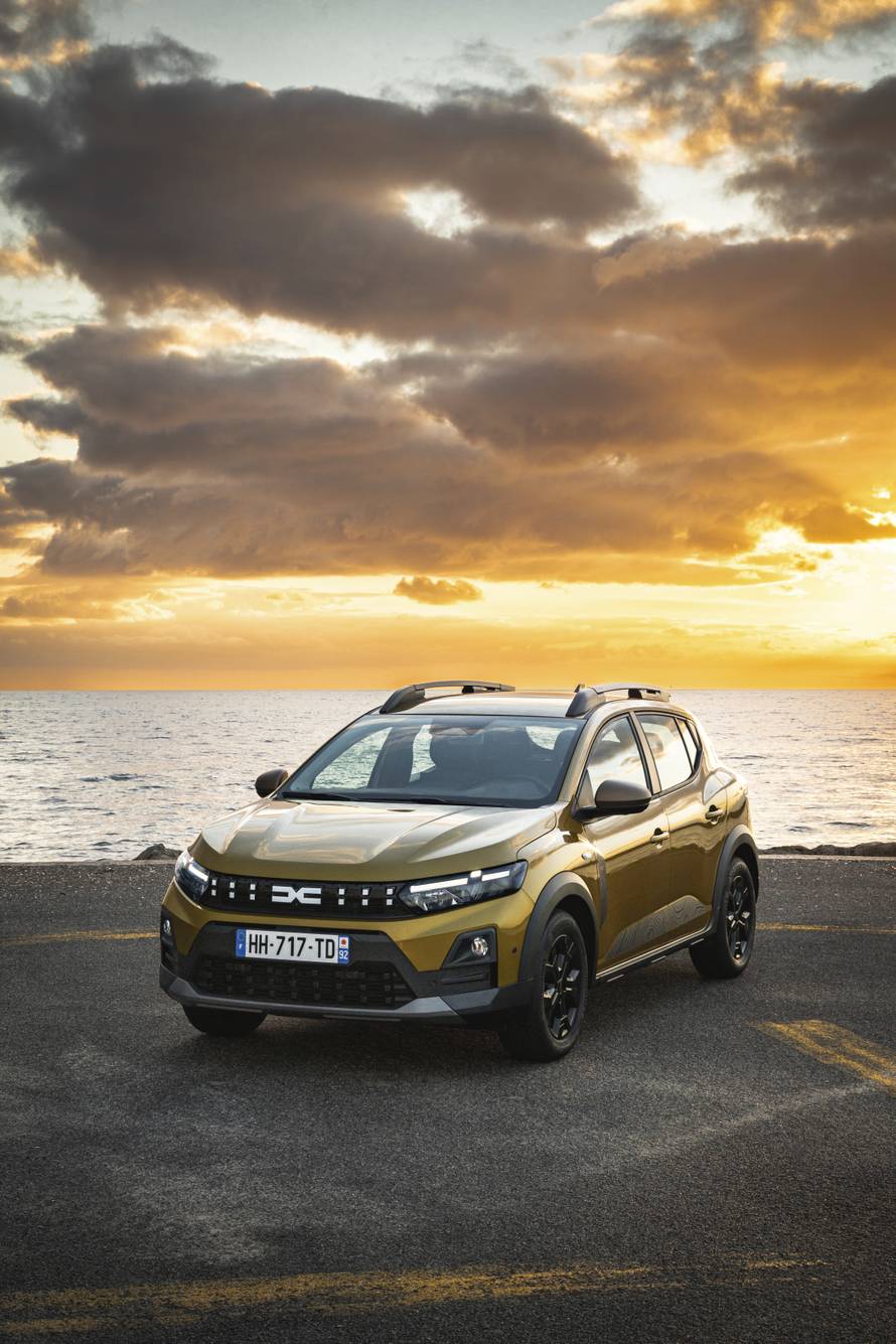 DACIA SANDERO STEPWAY III (BJI CROSS)