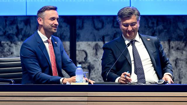 Zagreb: Sindikati i Vlada potpisali dodatak kolektivnom ugovoru