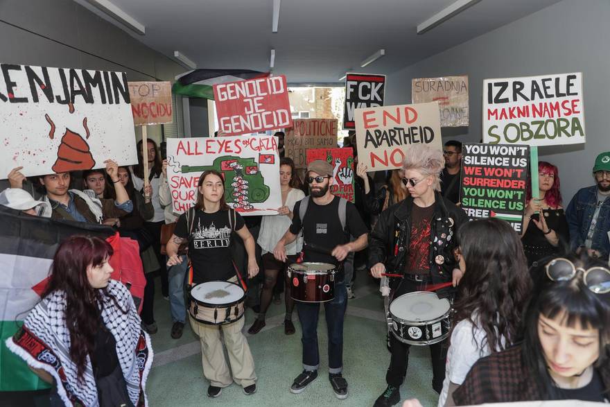 KAOS U ZAGREBU Zbog brata Netanyahua, studenti blokirali fakultet. Odr&zcaron;ali prosvjed