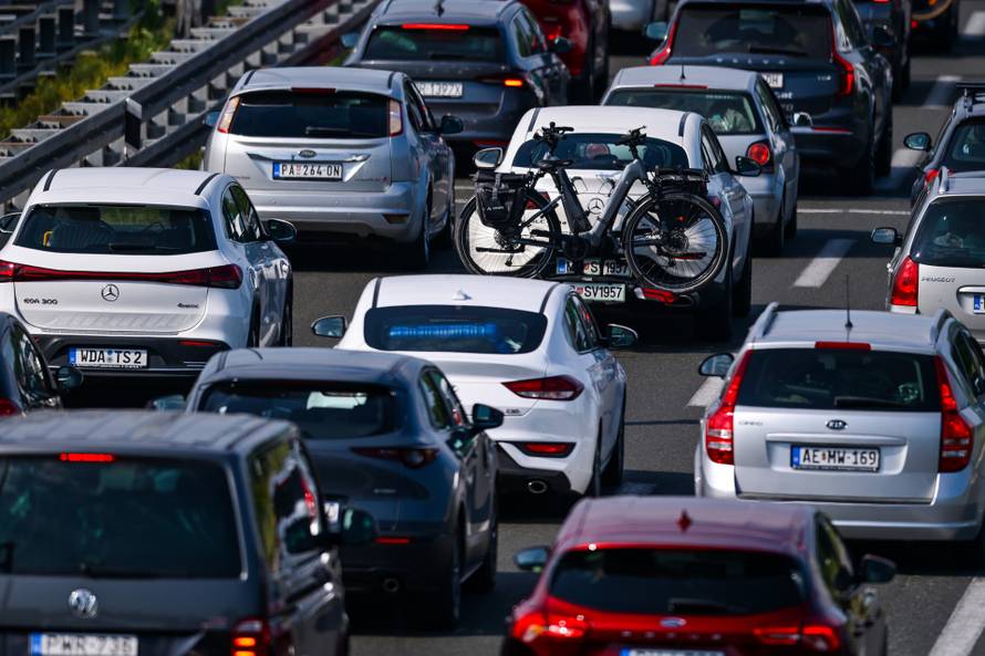 Zagreb: Gužve u prometu u smjeru mora