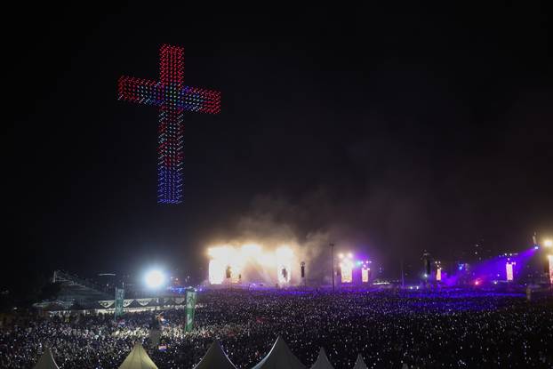 Scenografija dronovima na  koncertu Marka Perkovića Thompsona 