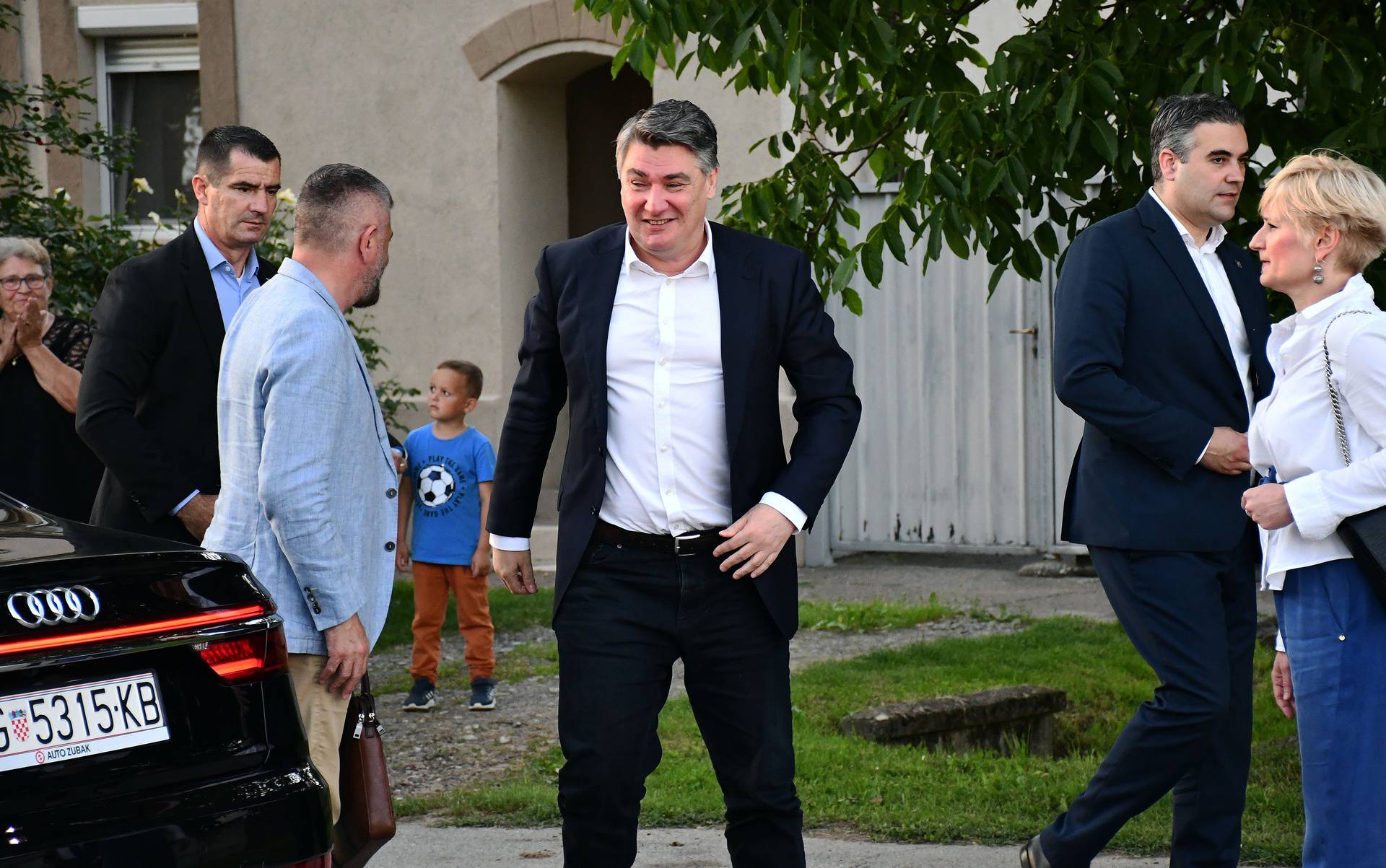 Predsjednik Milanović  na otvorenju Bećarfesta u Babinoj Gredi