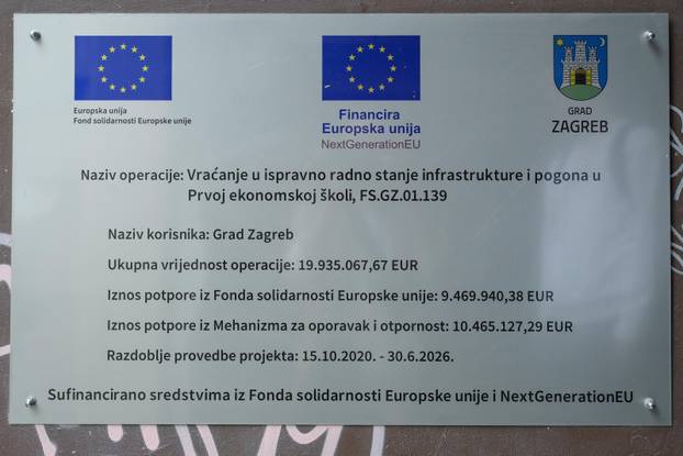 Zagreb: Obilazak obnovljene Prve ekonomske gimnazije