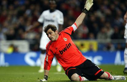Casillasu dosta klupe: Arsenal ga želi za devet milijuna eura?
