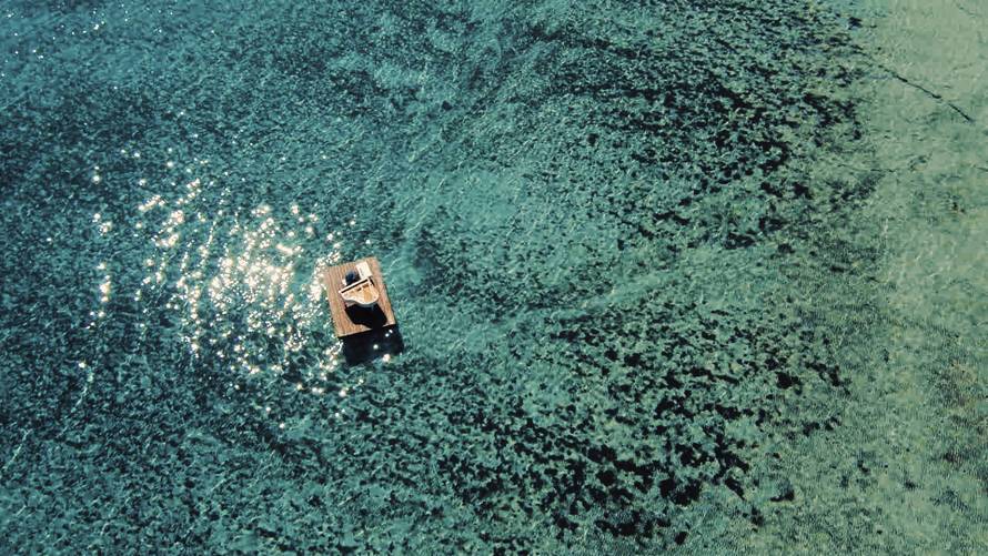 Pijanist uplovio s klavirom u more: 'Za sve velike stvari  u životu moraš pomalo biti i lud'