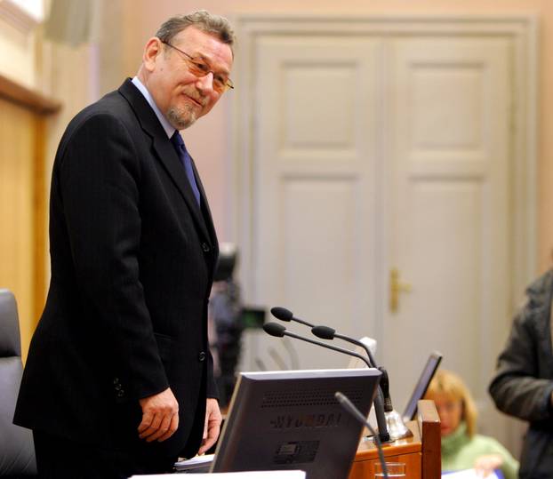 ARHIVA - Zagreb: Predsjednik Hrvatskog sabora Vladimir Šeks