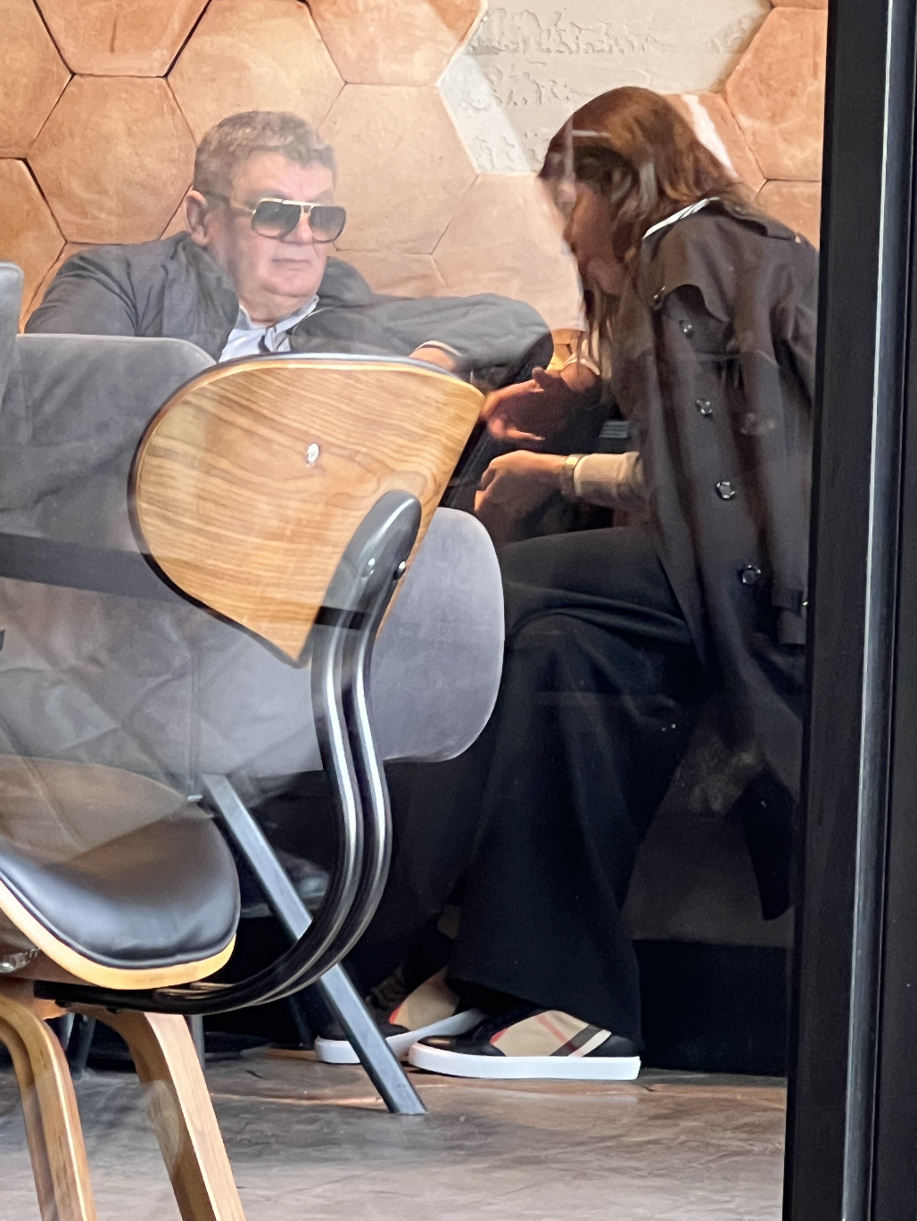 Di si lipa? Na kavi! Pogledajte Josipu Rimac i Milenka Bašića u kafiću. Oboje su pali u istoj aferi