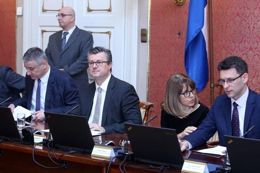 Amandman Mosta nije prošao: Strankama ostaje 15 mil. kuna