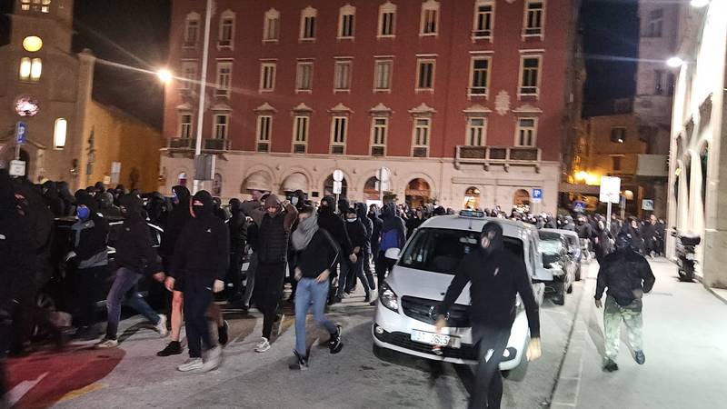 Vođa navijača Ajaxa: Klubove iz Splita i Atene treba izbaciti iz Uefe! Napadaju obične ljude