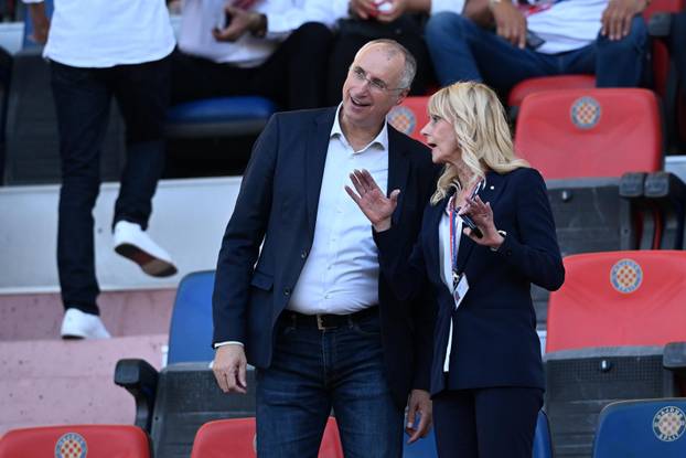 Split: Poznati na derbiju Hajduk - Dinamo