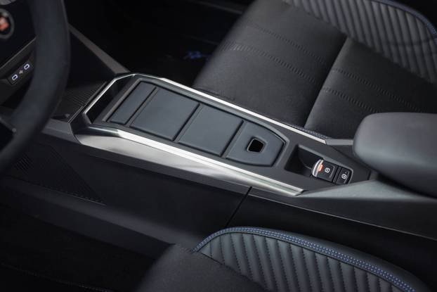 RENAULT CLIO VI FULL HYBRID E-TECH (RB3B1 HEV)