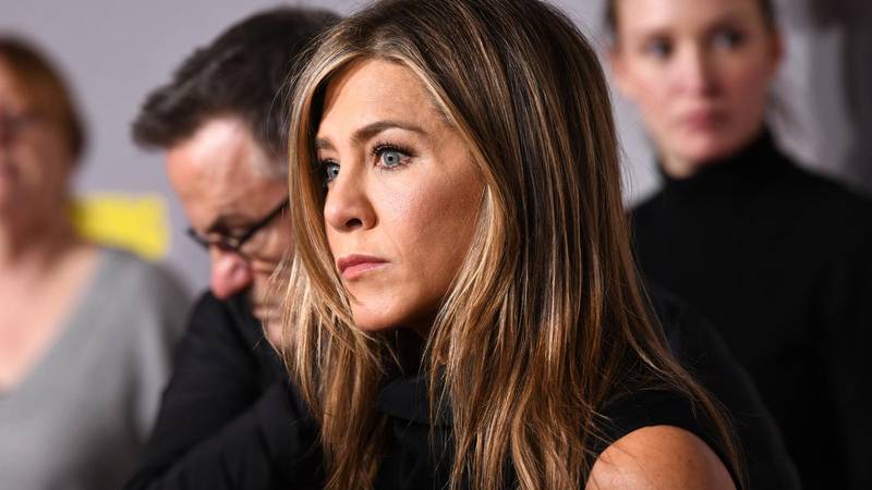 Drama u vili Jennifer Aniston: Muškarac se autom zaletio u ogradu, zgrabilo ga osiguranje 18 pxl pa 011119 26632940