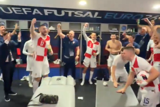 VIDEO Ludilo u svla&ccaron;ionici nakon medalje: Evo &scaron;to su pjevali na&scaron;i