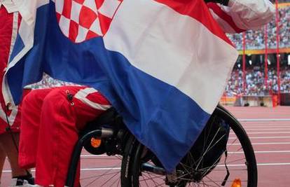 Zlatnoj paraolimpijki Balek Split darovao 50.000 kuna 