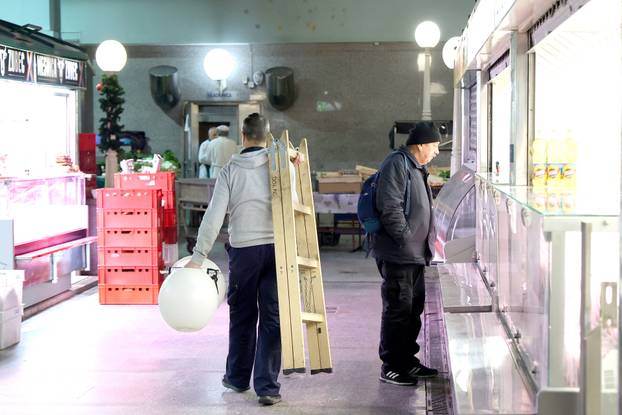 Zagreb: Unutarnji dio tržnice Dolac ponovno radi