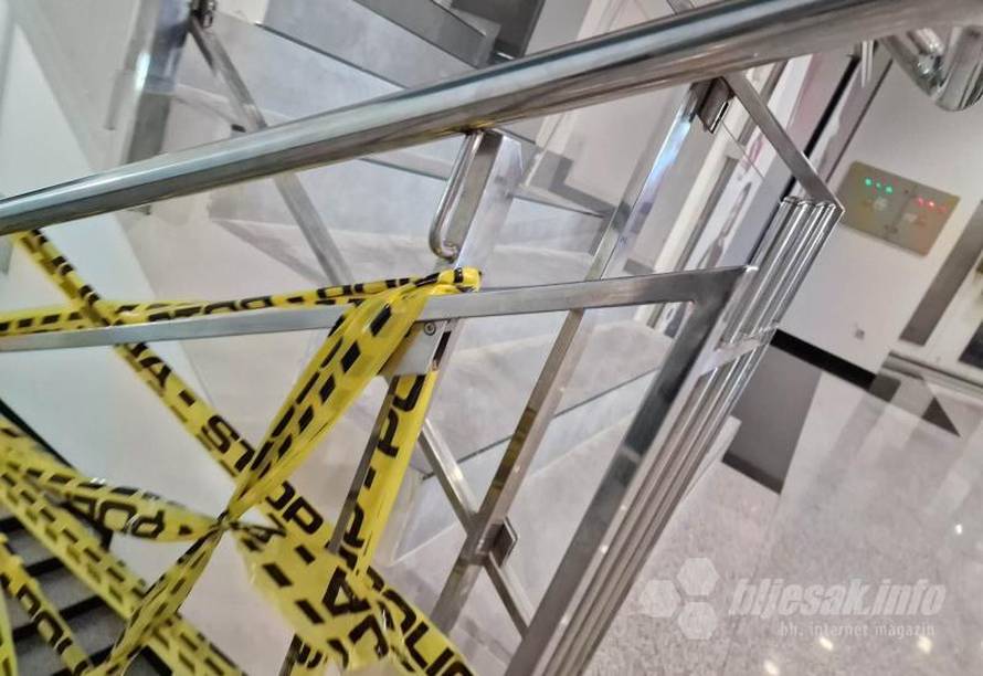 Curica (4) u Mostaru propala kroz staklo u šoping centru. Bolnica: Lakše je ozlijeđena