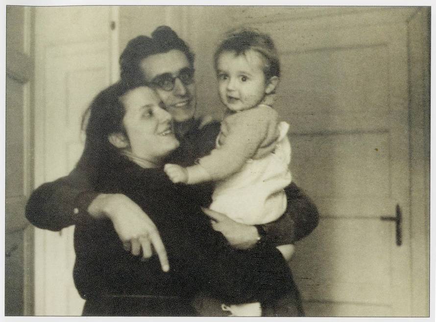 FOTO Pogledajte nikad viđene fotografije života Tuđmanovih