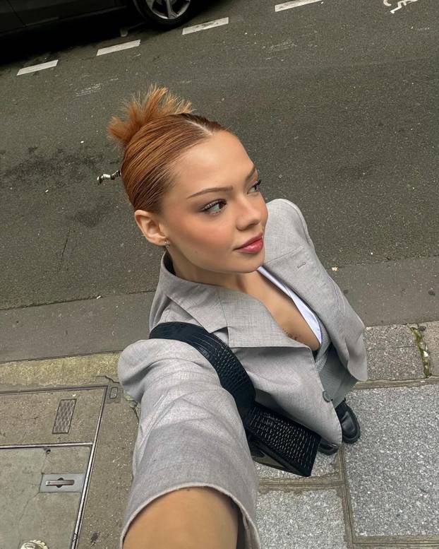 FOTO Najpoznatija Hrvatica na TikToku zaručila se za srpskog košarkaša. Pogledajte reakciju