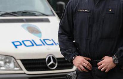 Pijani policajac napao suprugu u Osijeku: Udaljili ga iz službe