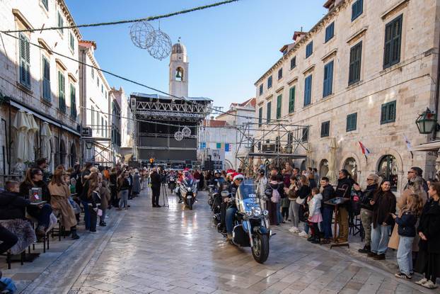 Dubrovnik: Moto Mrazevi stigli na Stradun