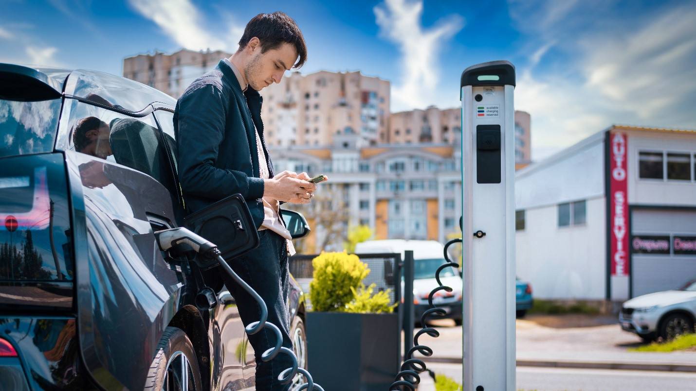 Zanimaju vas električna vozila? Sada možete trgovati cijenom njihovih dionica