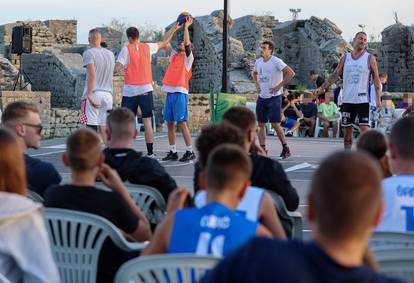 FOTO Antička Salona postala je košarkaško igralište: Evo kako je izgledao spektakularni turnir