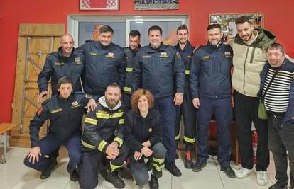 FOTO Zvonimira Srnu dočekali susjedi vatrogasci u Metkoviću: 'Prijatelju, hvala ti na svemu!'