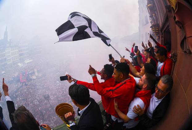 Eintracht Frankfurt wins German DFB Cup final